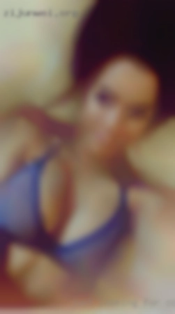 Just looking for rn or couples in St. Louis short term fun.