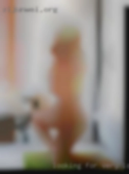 Looking for very kinky open Lansing, MI women.