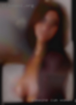 Someone cum women Greensburg entertain me.